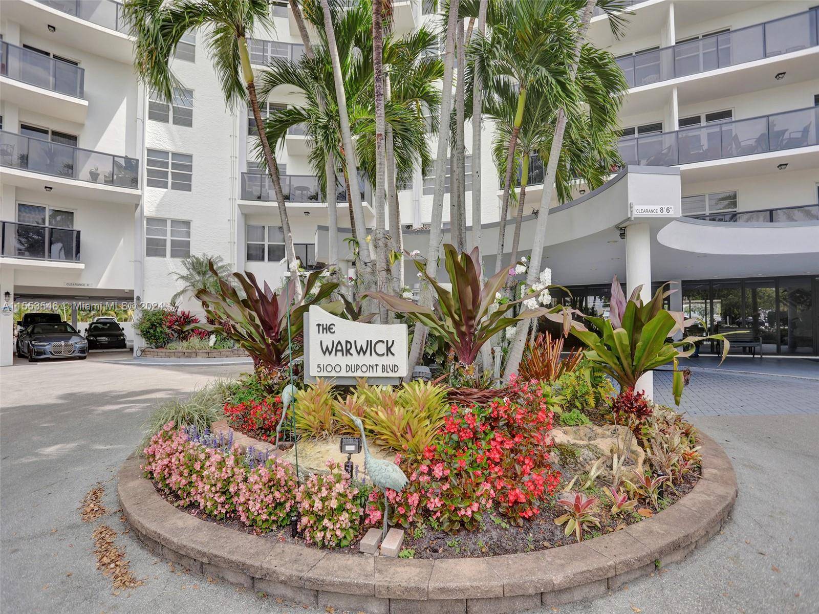 Explore the endless possibilities in this spacious condo with a lovely garden view.