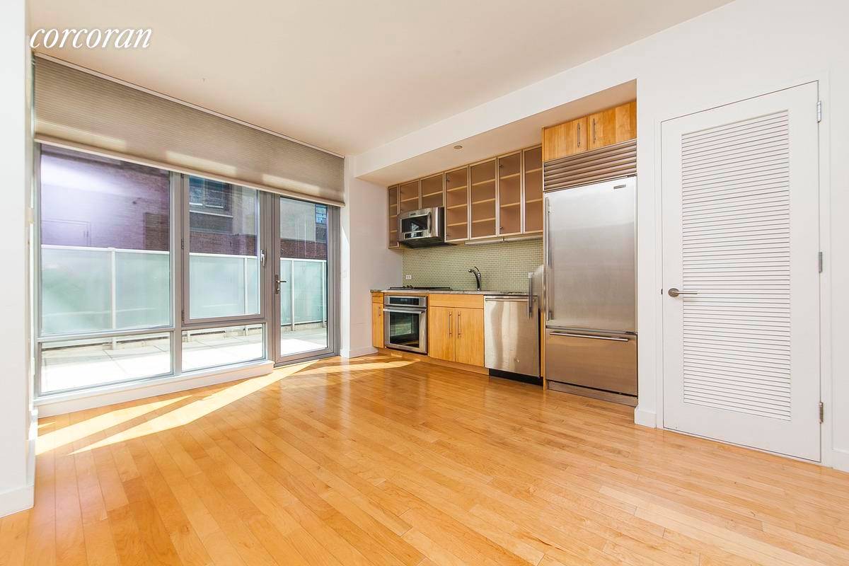 Situated on the dynamic Williamsburg waterfront, this 1 bedroom, 1 bath unit features a large private terrace.