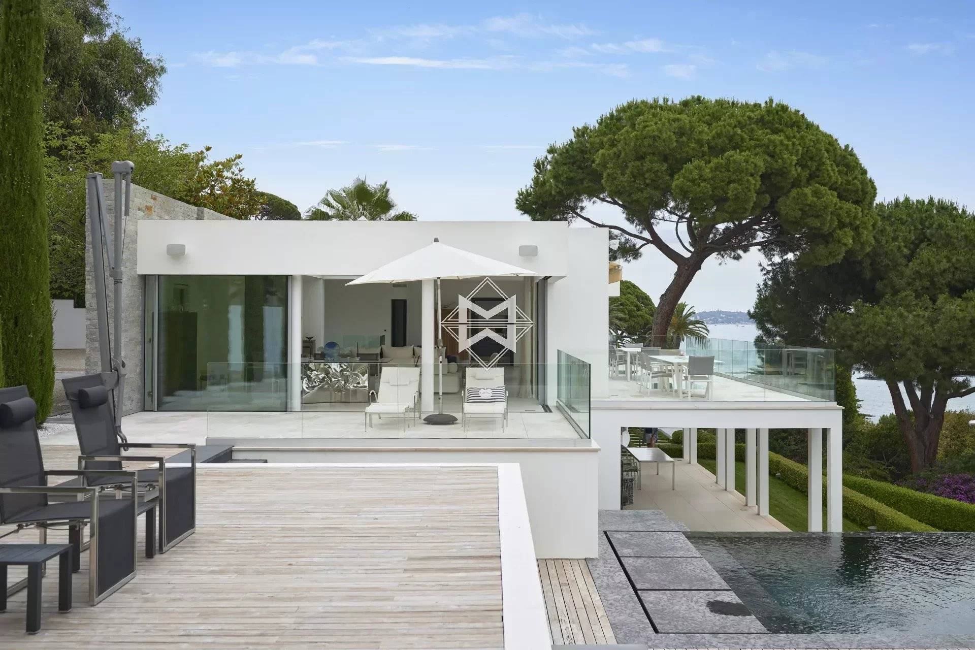 CANNES CALIFORNIA - Magnificent Californian property with sea view