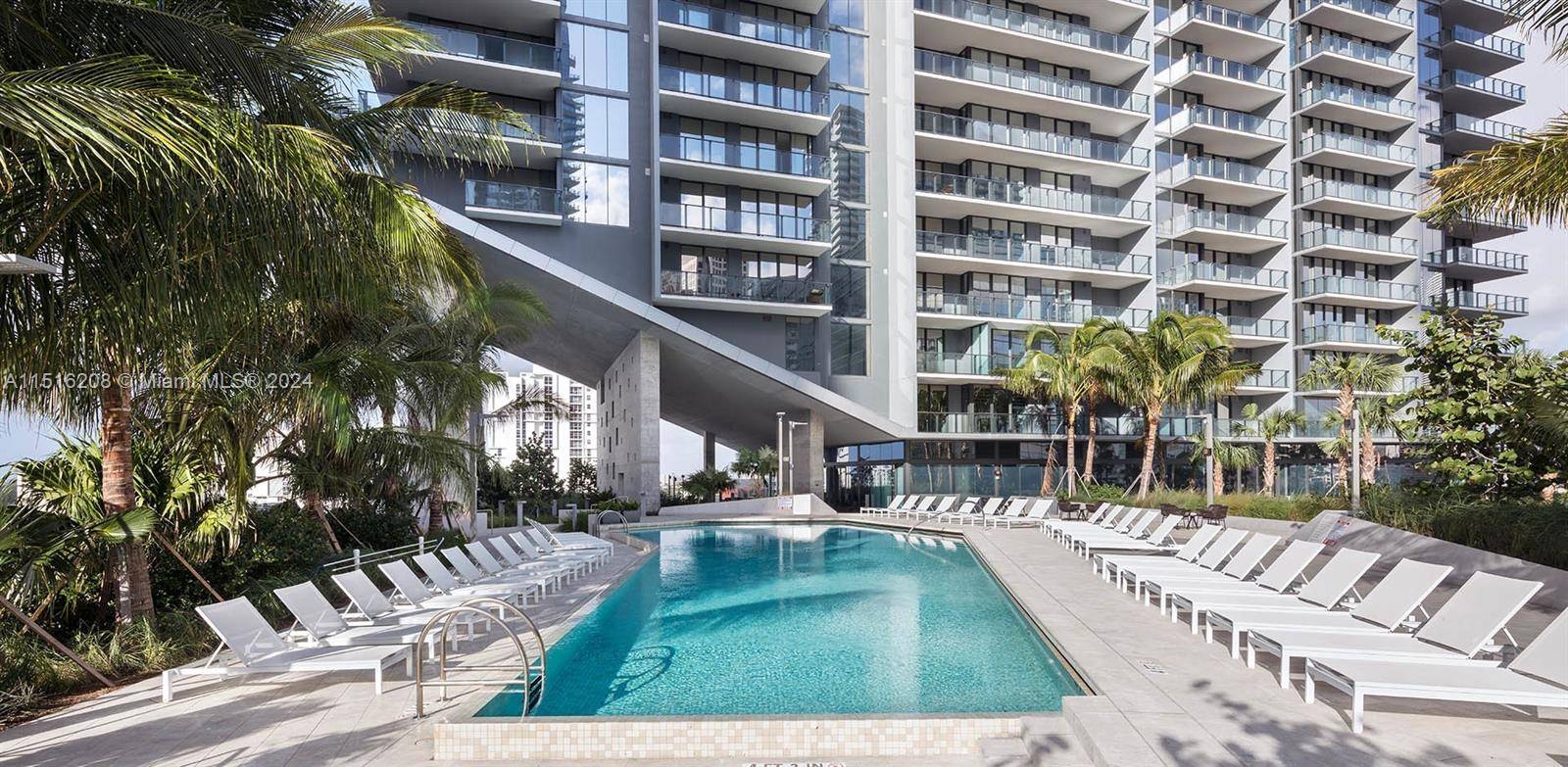 Beautiful apartment in Rise, Brickell City Center.