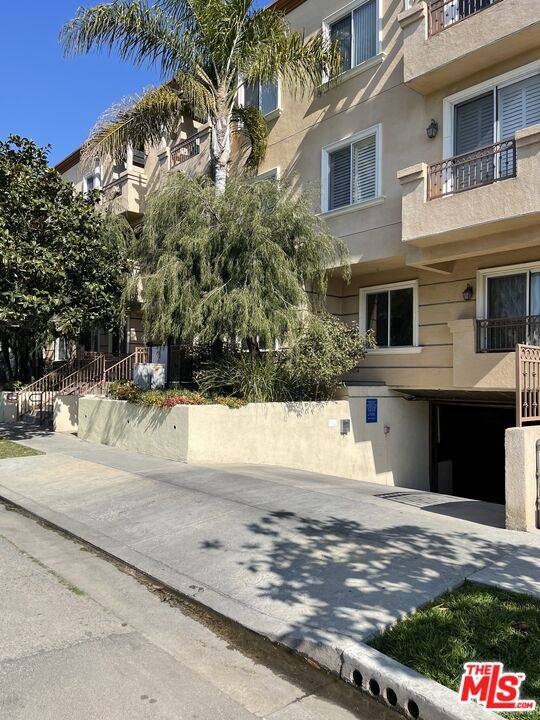 1444  S Point View St Beverlywood LA