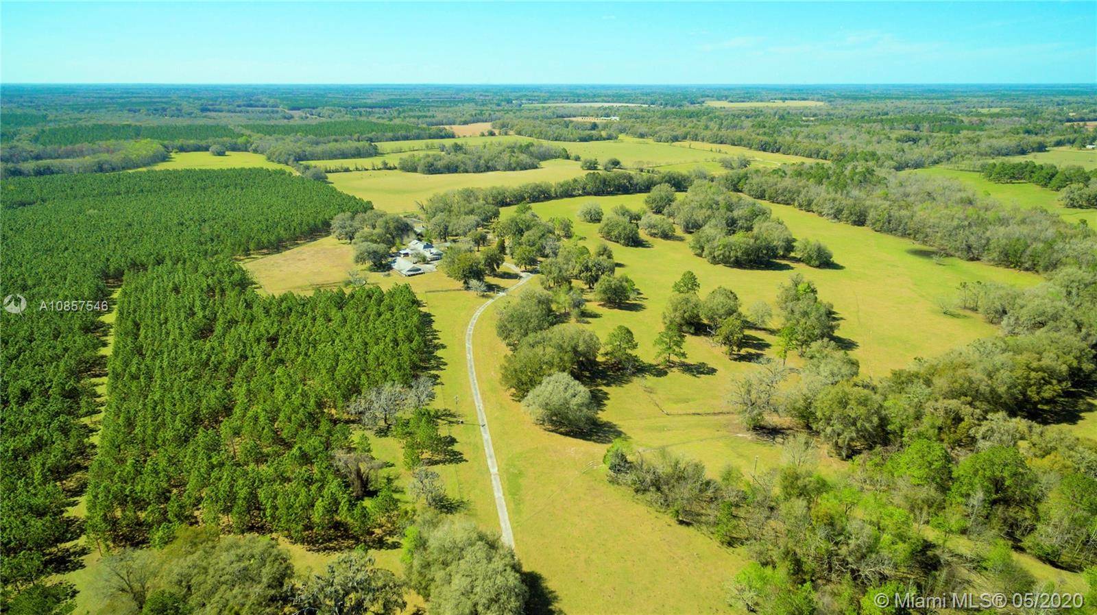 Located just north of the city of Gainesville in north central Florida, home to the University of Florida, this property is surrounded by hunting preserves, neighboring ranches, private estates, conservation ...