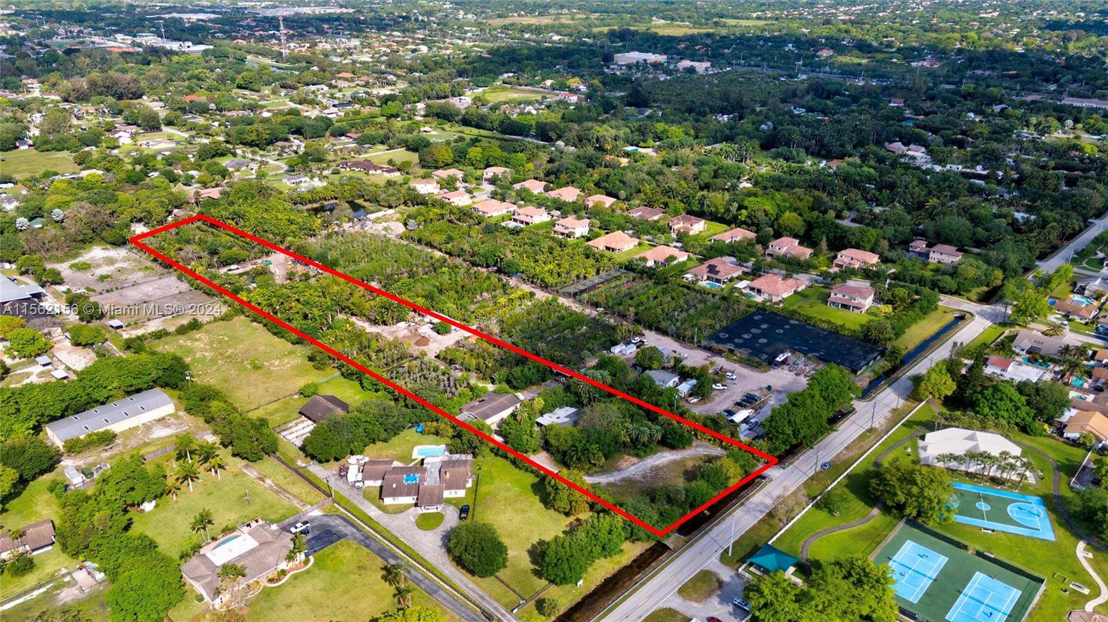 Welcome to a unique opportunity in Davie !