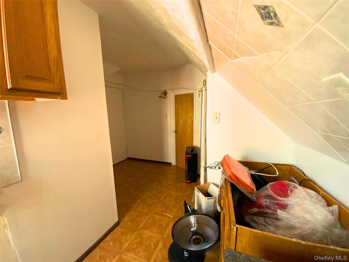 Attic, kitchen potential