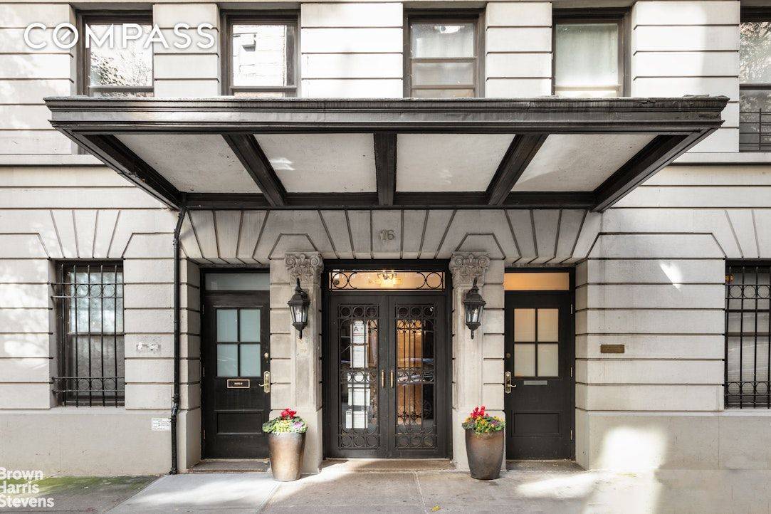 Off Fifth Avenue, this tranquil one bedroom retreat with approximately 675SF of living space is move in ready.