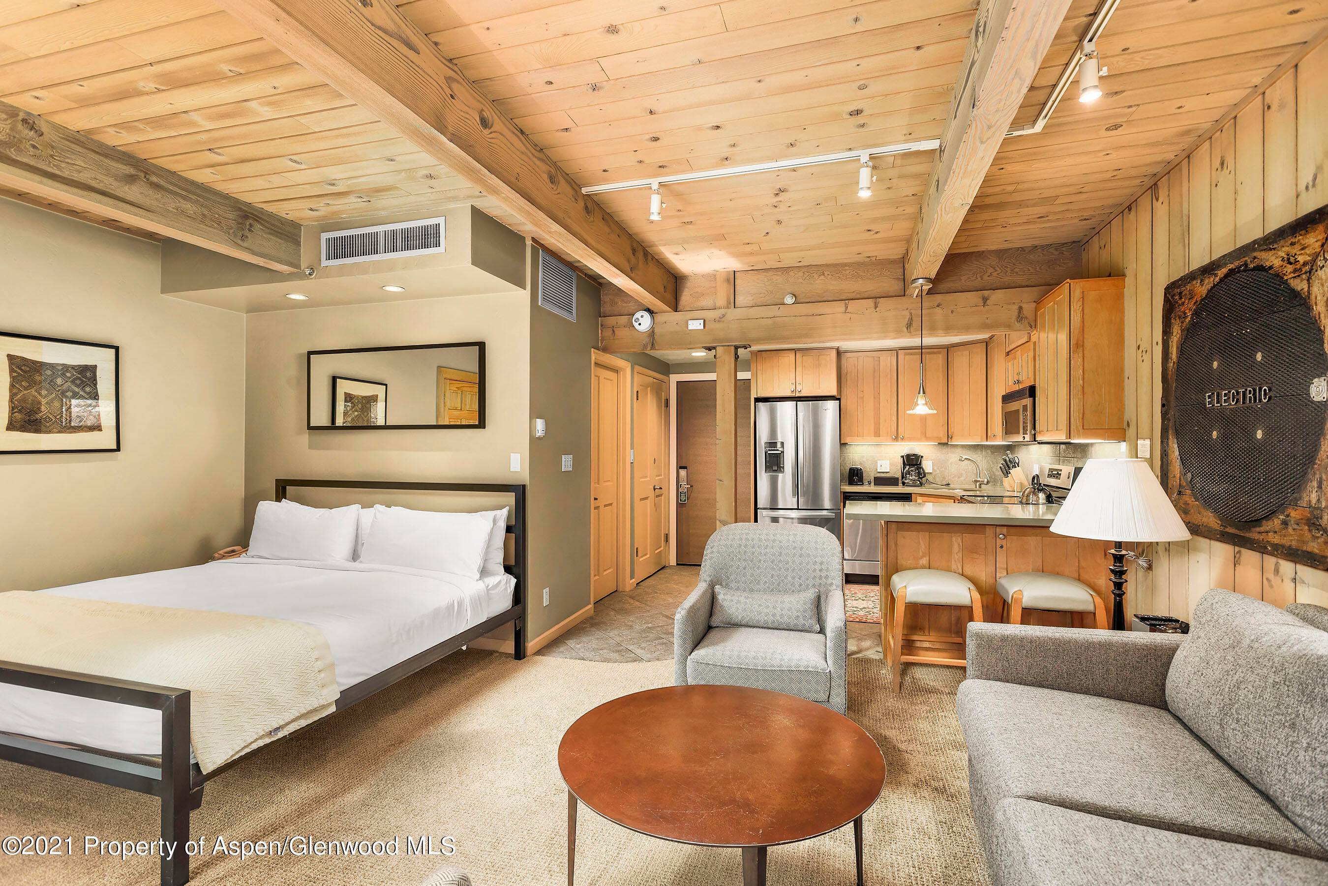 Great opportunity to own two side by side Aspen Square Condominium units with a connecting door allowing for the ultimate flexibility.