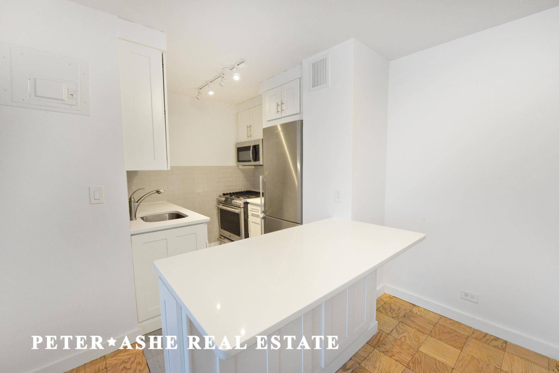 This wonderful, split 2 bedroom 2 baths condo home features an abundance of bright sunlight and eastern open views Other features include a renovated open kitchen with stainless steel appliances, ...