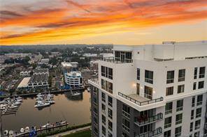 Stamford s newest waterfront Penthouse at Harbor Point is being offered for rent for the first time and brings luxury to new heights inside and out.