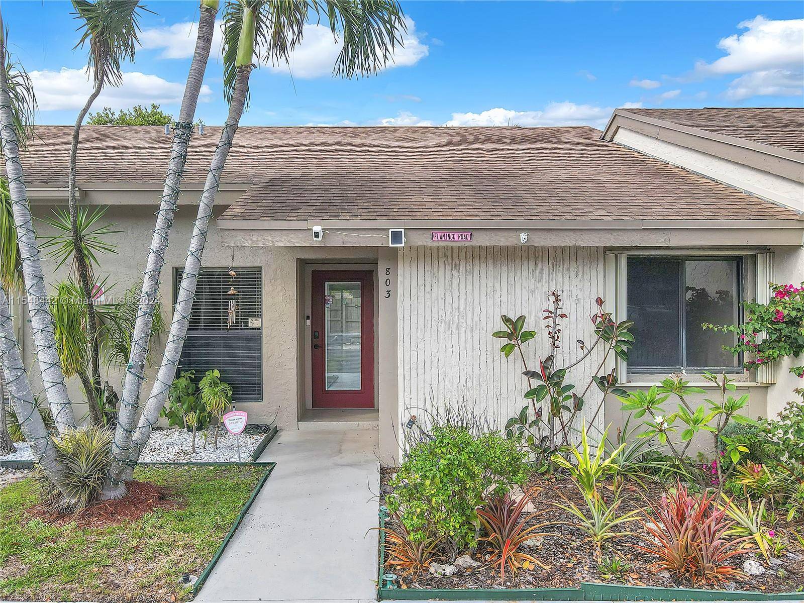 Welcome to this charming 2 bedroom townhome located less than 20 minutes from Fort Lauderdale Wilton Manors in the Pines of Oakland Forest West community.