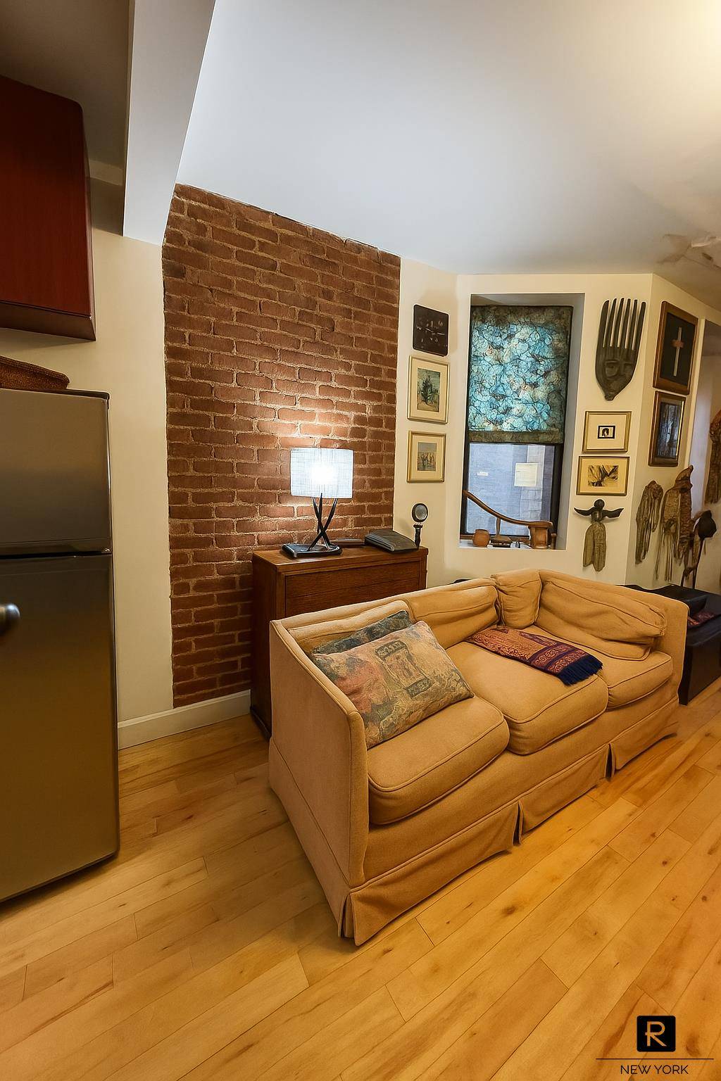 Welcome to 2082 Frederick Douglass Blvd, right in the heart of South Harlem one of NYC s most exciting and historic neighborhoods.