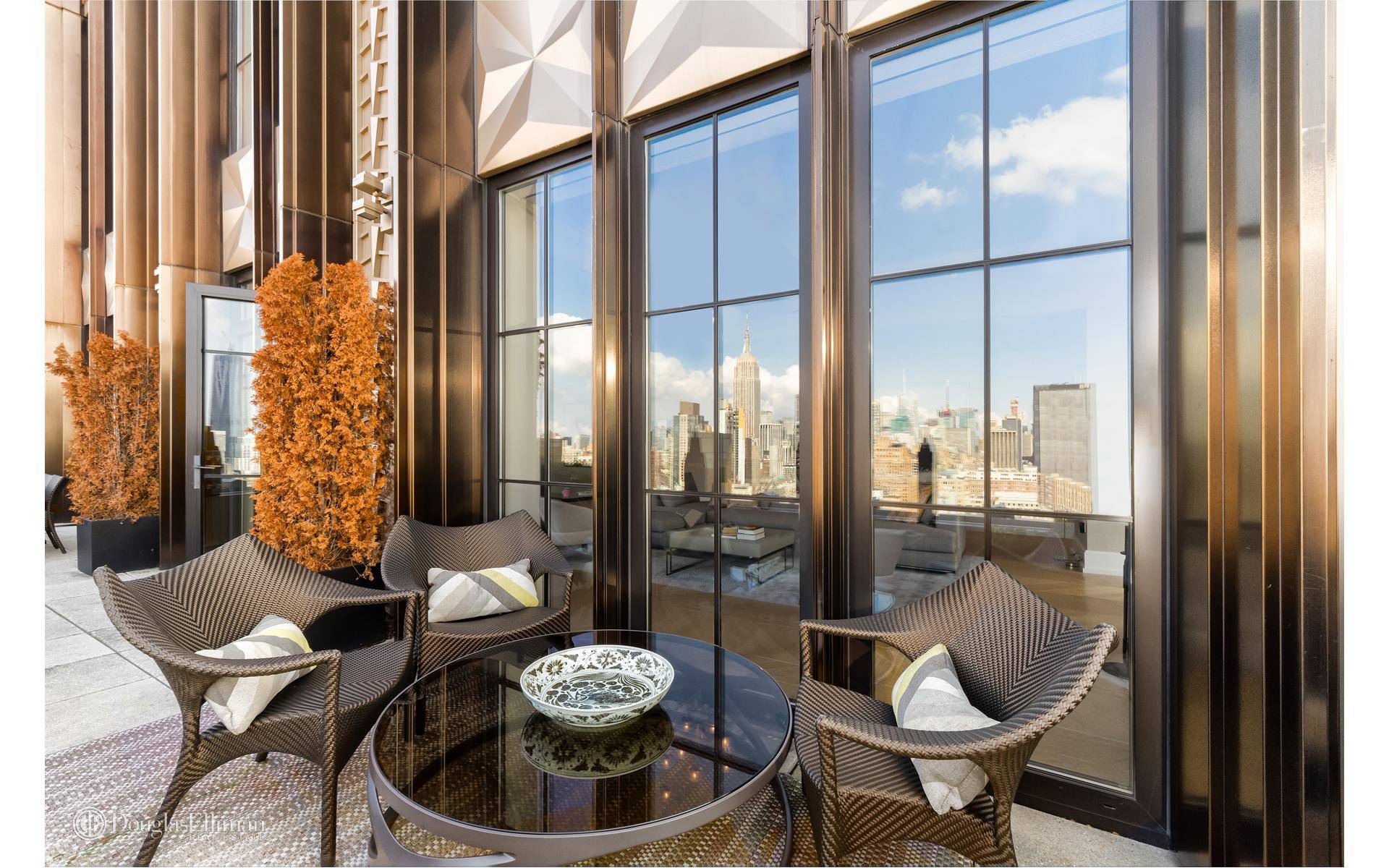 Penthouse Two PH2 at Walker Tower is an unparalleled full floor residence of grand proportions, masterfully designed by Ralph Walker.