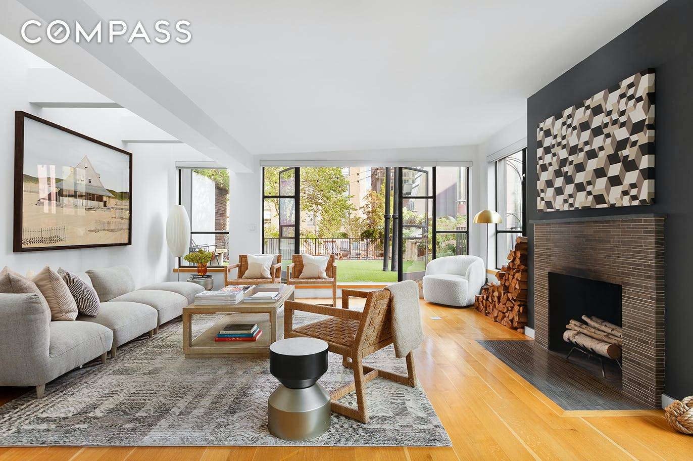 The NoMad House is a rare trophy penthouse in the heart of the famed NoMad neighborhood.