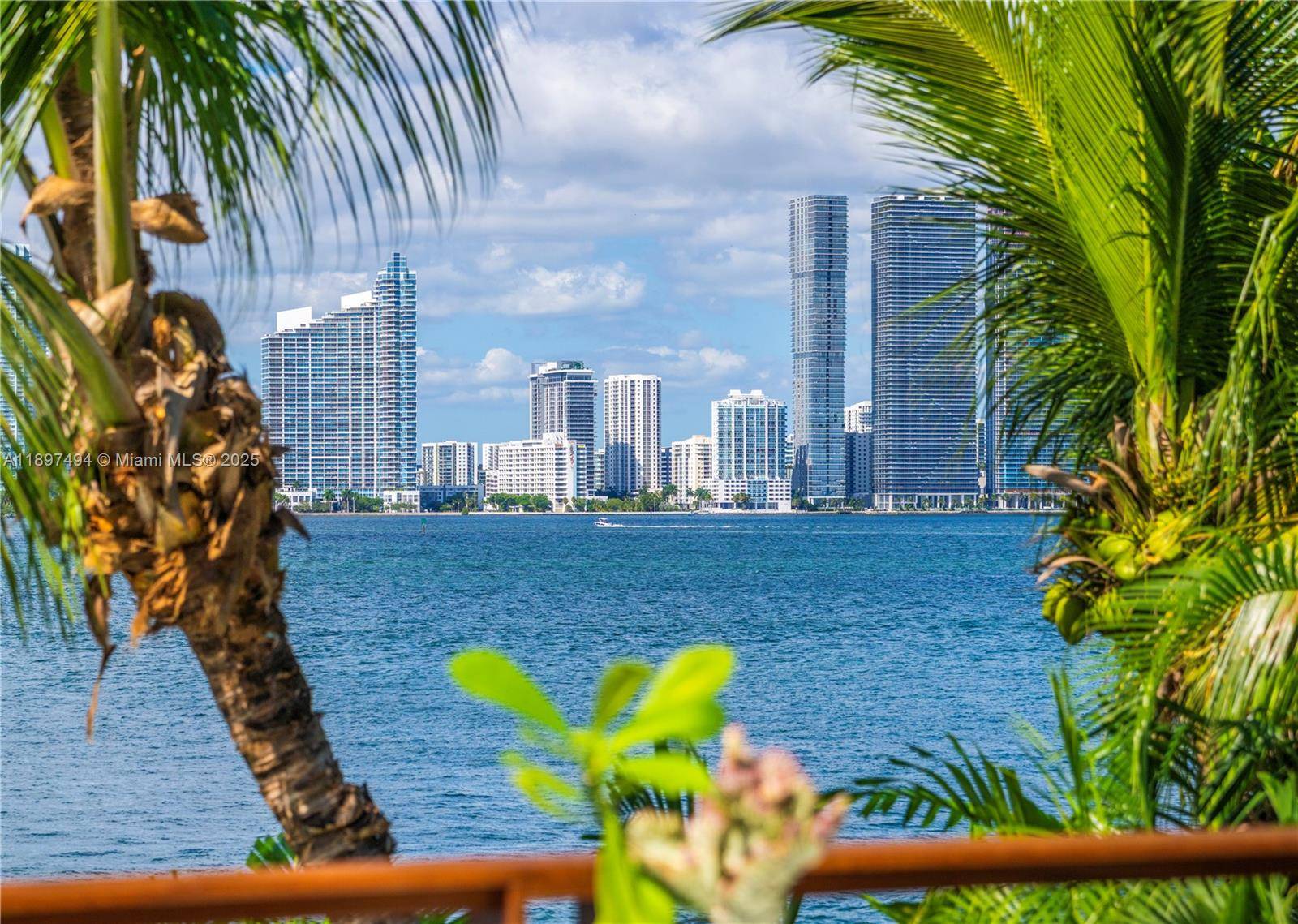 Dreaming of open bay and city skyline views ?