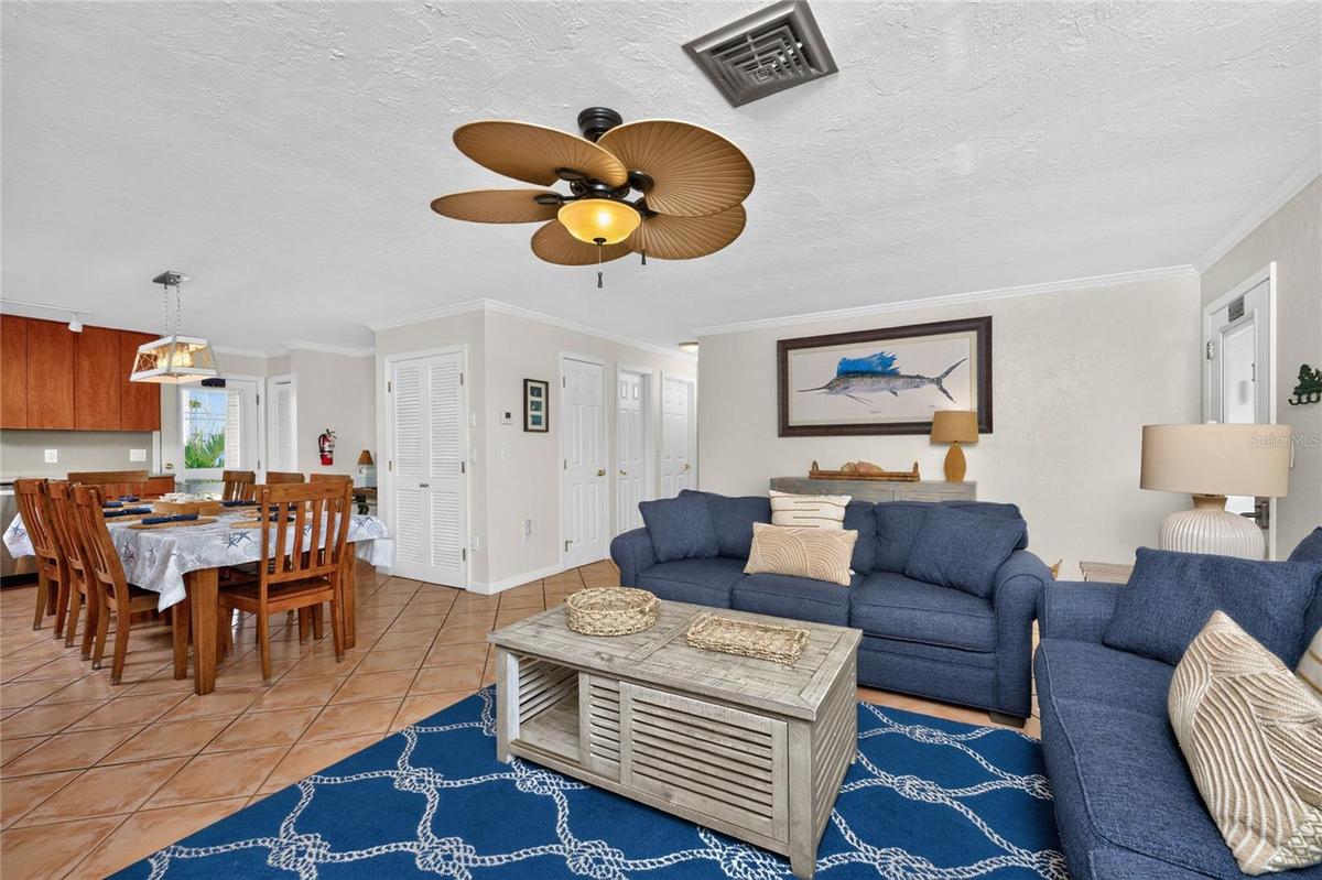 1120 Gulf Blvd - Main House - Suite 5 Living