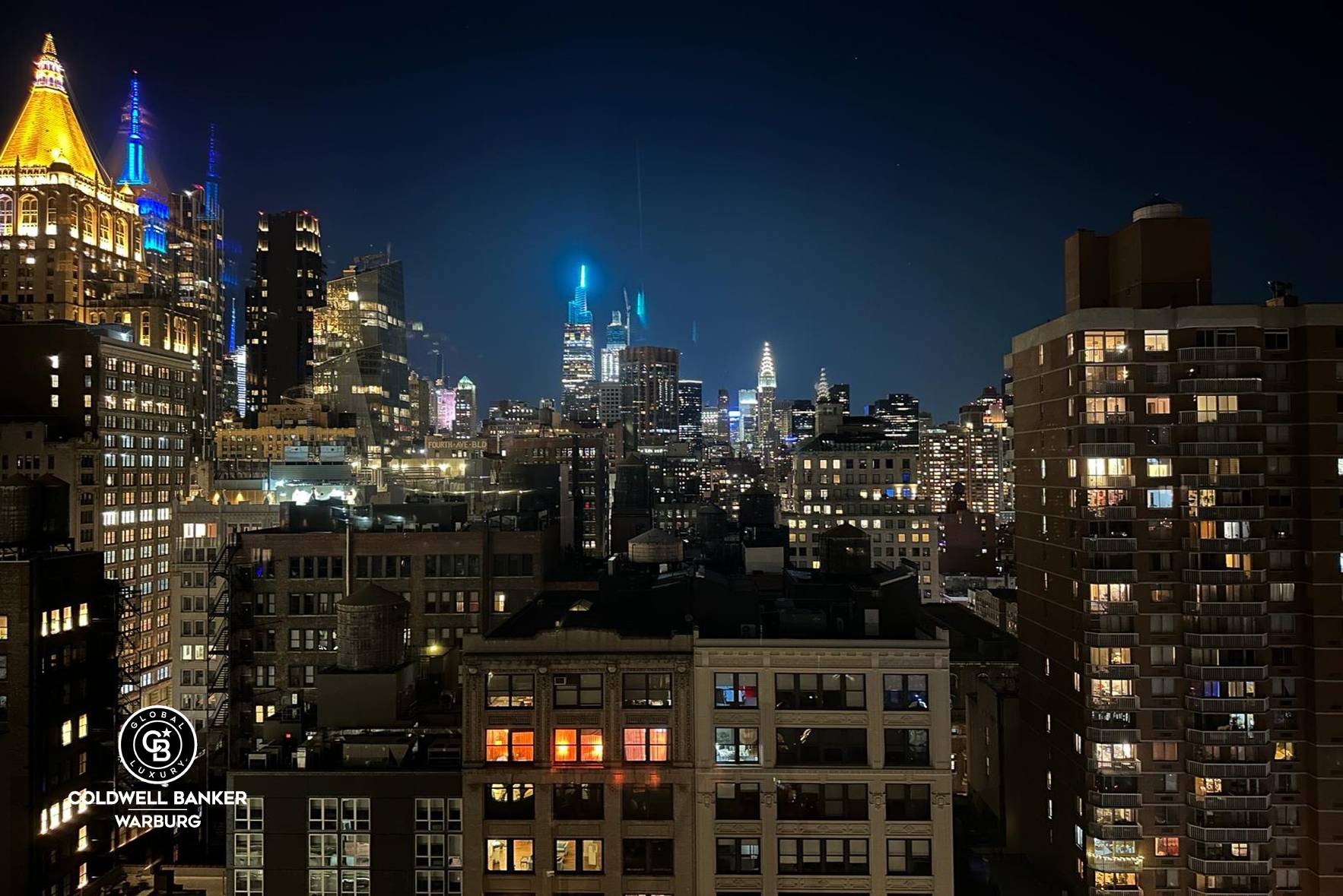Indulge in the epitome of urban luxury living at 121 East 23rd Street, Penthouse D, a sensational triplex residence boasting outrageous views of the New York City Skyline, three bedrooms, ...