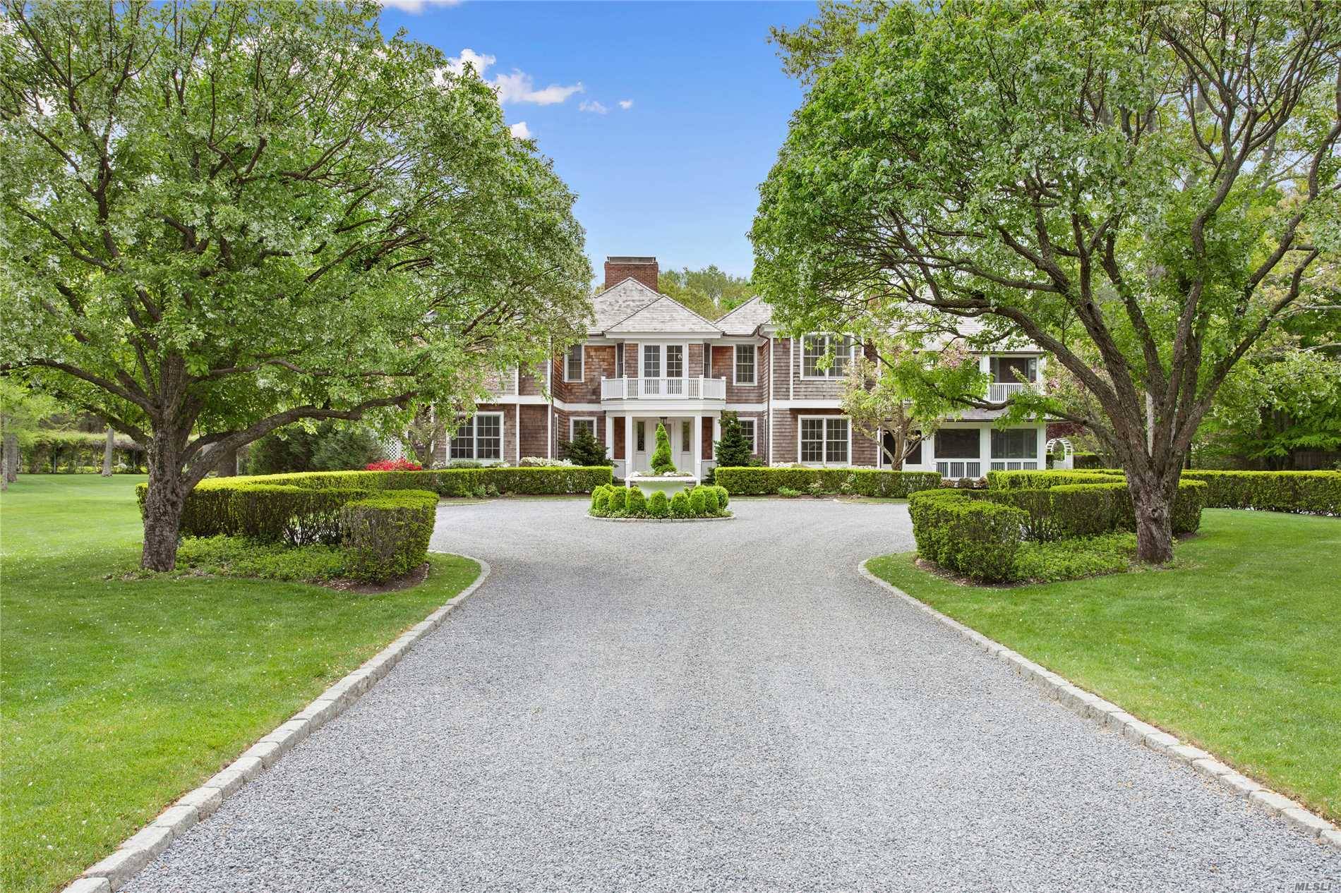 Welcome to 6 Bay Road, a seven bedroom, eight and one half bathroom Estate like no other, mixing old world charm with modern day living and amenities, in the village ...
