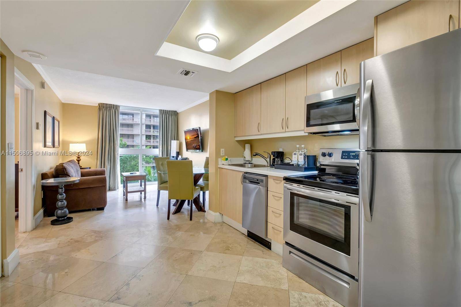 Enjoy the best of Coconut Grove living in this beautiful 1 bed 1 bath unit at the iconic Mutiny Hotel.
