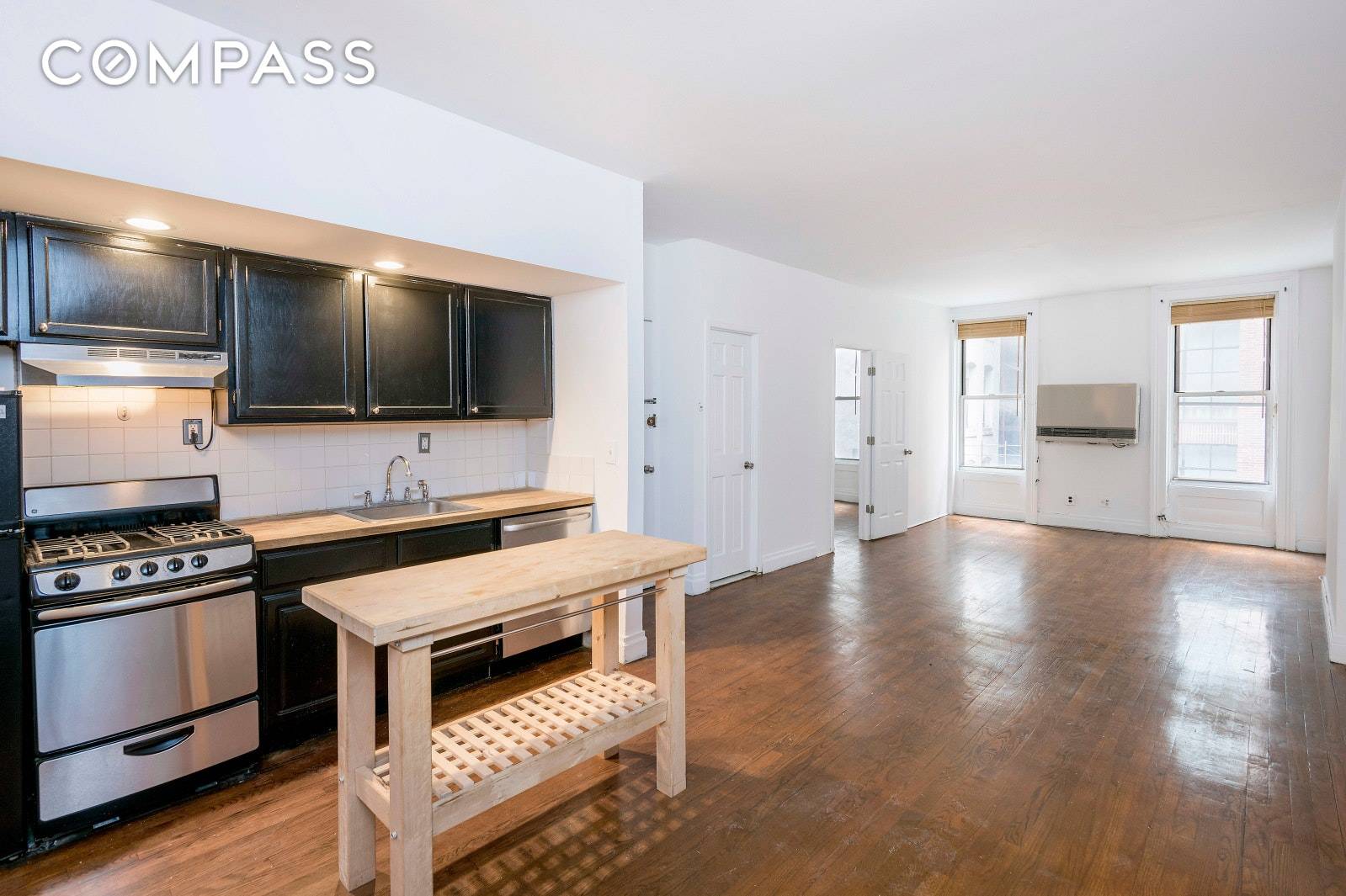 Spacious, and bright convertible 3 Bedroom rental is in the heart of Soho at 240 Lafayette Street.