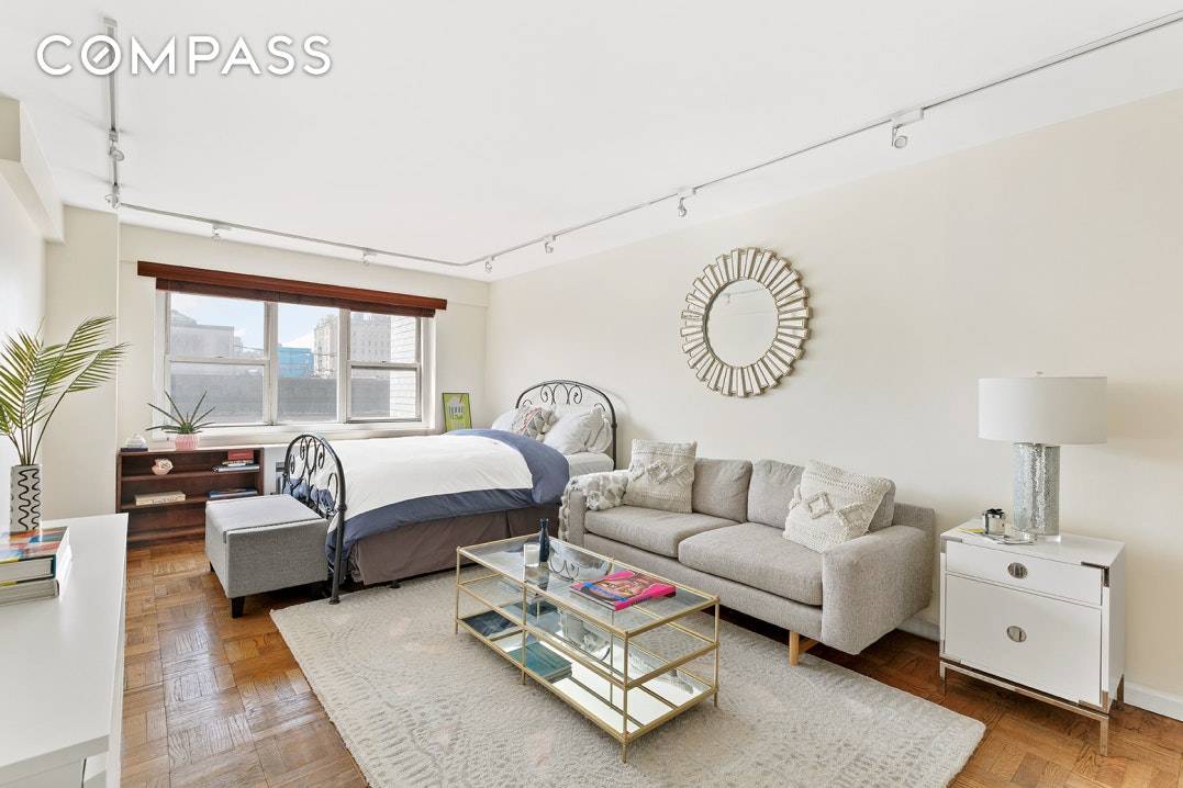 You will fall in love with this charming and spacious studio located on a coveted, tree lined, Gold Coast block in the heart of Greenwich Village.