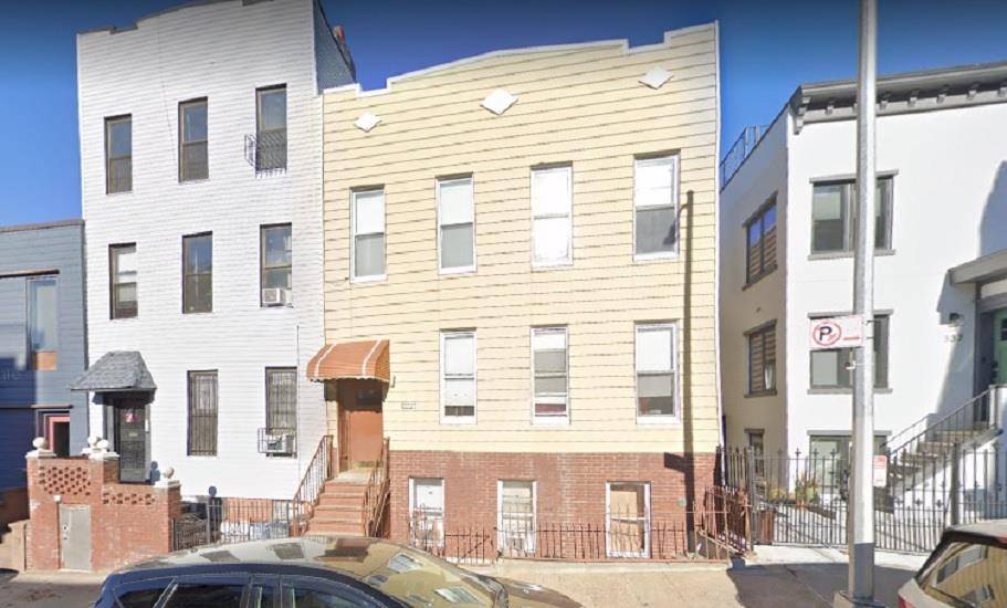 All Free Market units 2 Buildings on 1 lot in prime Greenwood Heights Park Slope around the corner from the Greenwood Park Beer Garden !