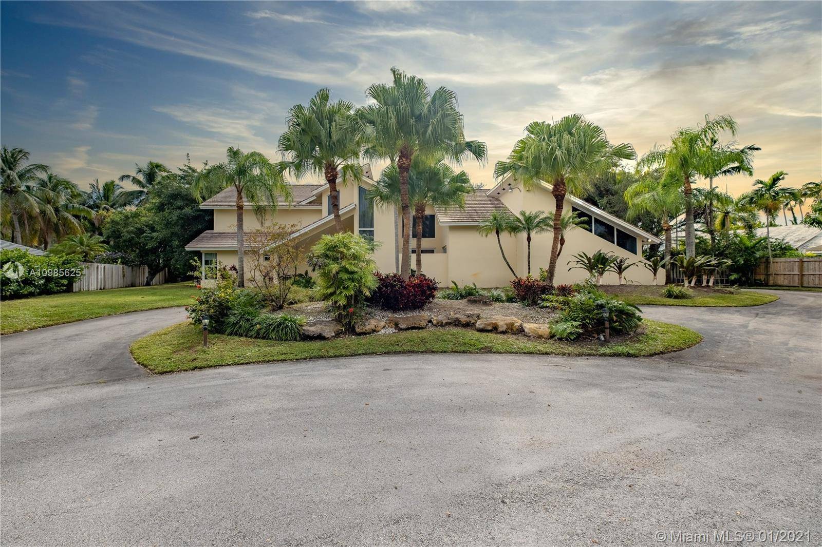 7390 SW 154th Ter Residential Florida