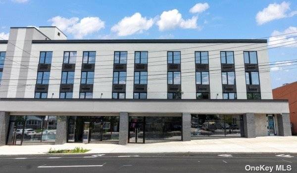 Multiple lease options in a brand new 4 story building in Jamaica, Queens !
