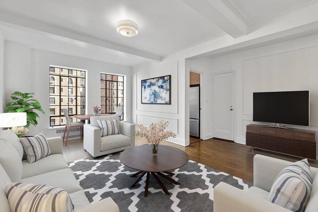 Light, bright, and spacious best describes this beautiful corner one bedroom art deco apartment on Park Avenue.