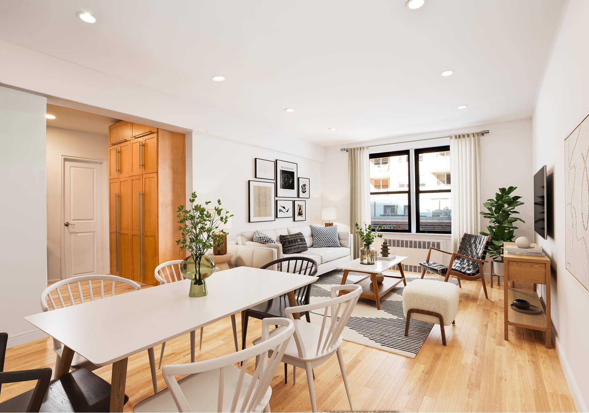 Oversized Corner 1BR with a Pristine Chefs kitchen in the heart of Greenwich Village.