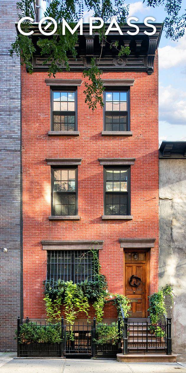 Located in the West Village and moments away from Soho, this historical home, built in the 1800s, has been renovated for a contemporary lifestyle.