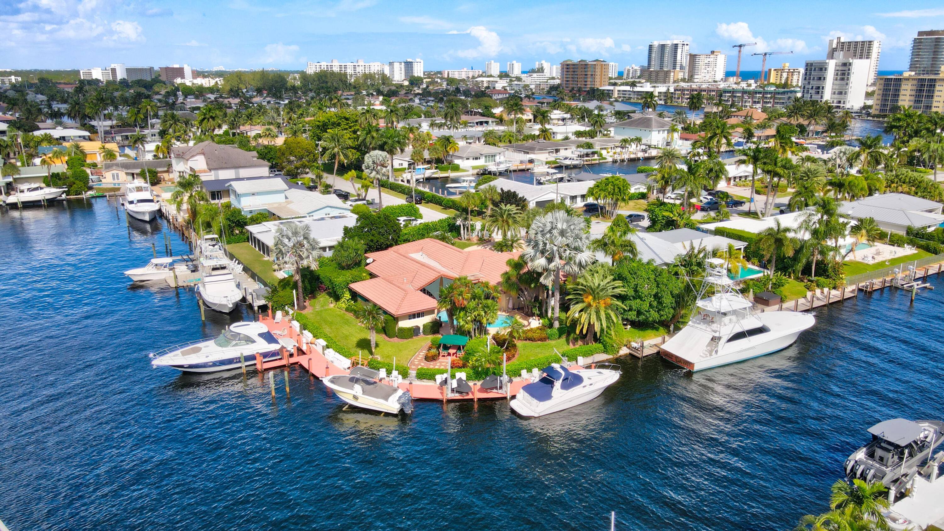 Experience an extraordinary boater's paradise nestled in the heart of Pompano Beach, where the allure of waterfront living reaches its zenith.