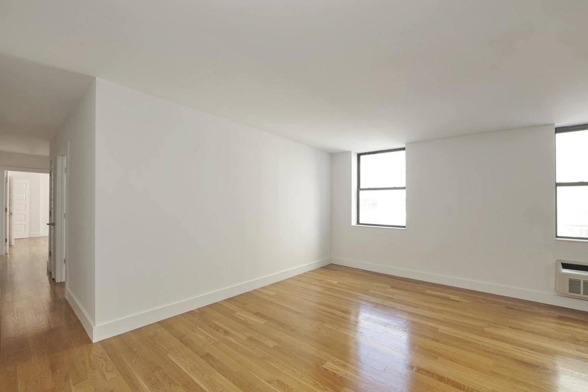 Welcome to Lofts QB ! Live in a spacious 3 bedroom apartment and in a building that has it all.