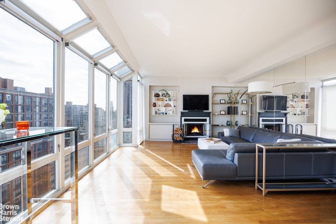 This beautiful 3 bed 3. 5 bath 2, 088 square foot penthouse at 52 Park Avenue is a once in a lifetime residence encompassing two spacious and private floors with ...
