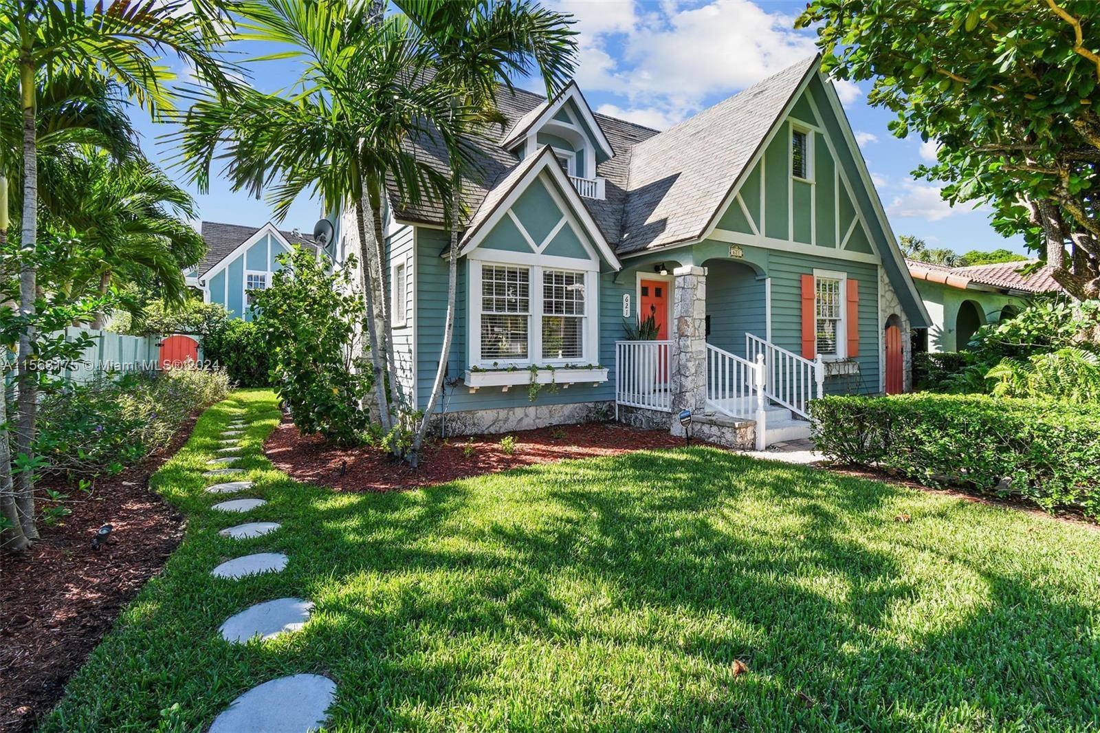 Windsor House Cottage a Historic fully updated 5 bed 4 bath W Room for a pool charming Tudor style Compound nestled in the heart of Parrot Cove s Lake Worth ...