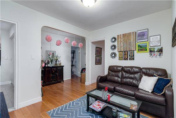 Totally Renovated Extra Large One Bedroom Convertible 2 bedroom in Heart Of East Village.