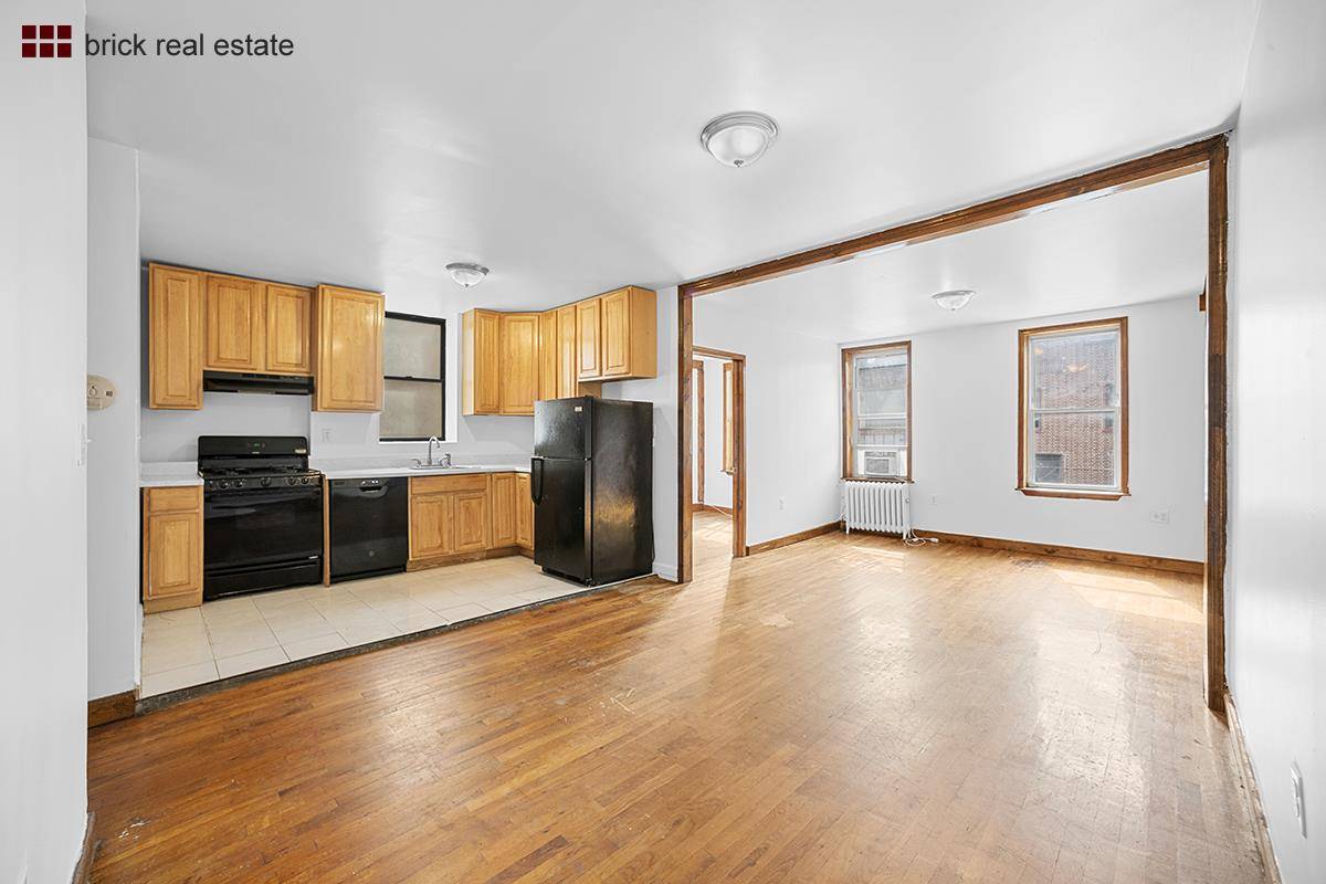 199 Buffalo Avenue is the perfect three family home for owners who are looking to purchase a renovated asset in in a prime Crown Heights location in an opportunity zone.