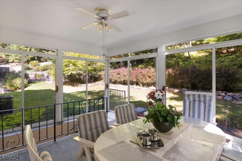 Screened in porch