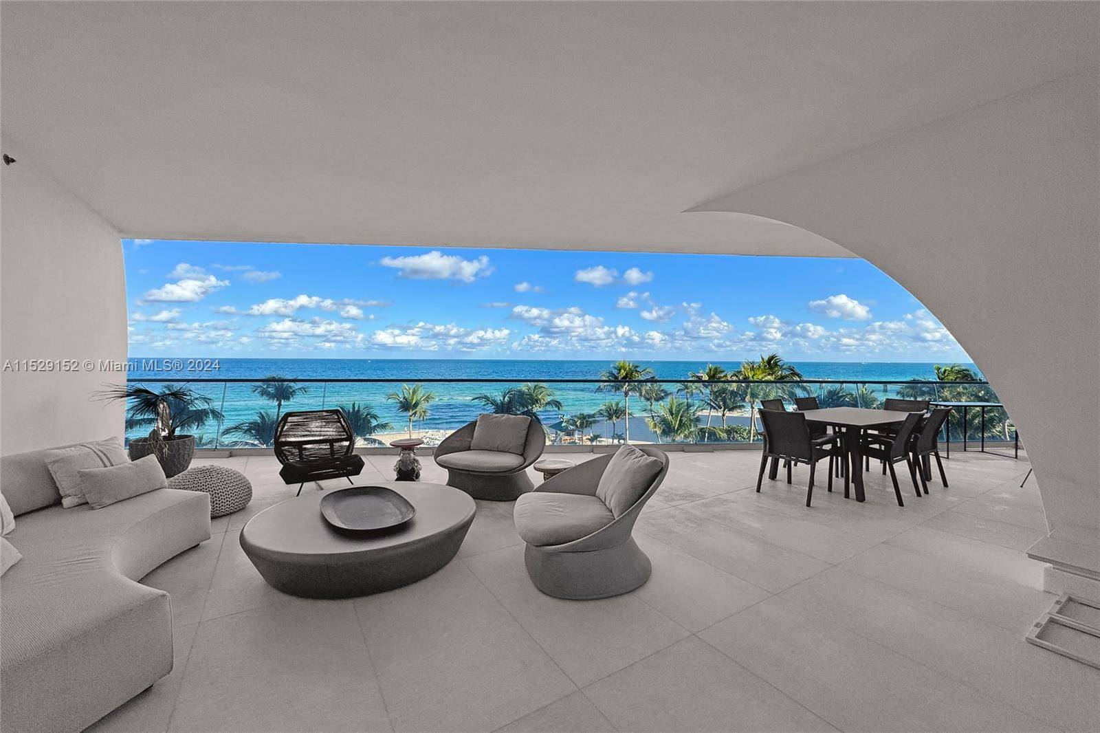 Unforgettable and breathtaking direct ocean views capture you from the moment you walk into 503 at Jade Signature.