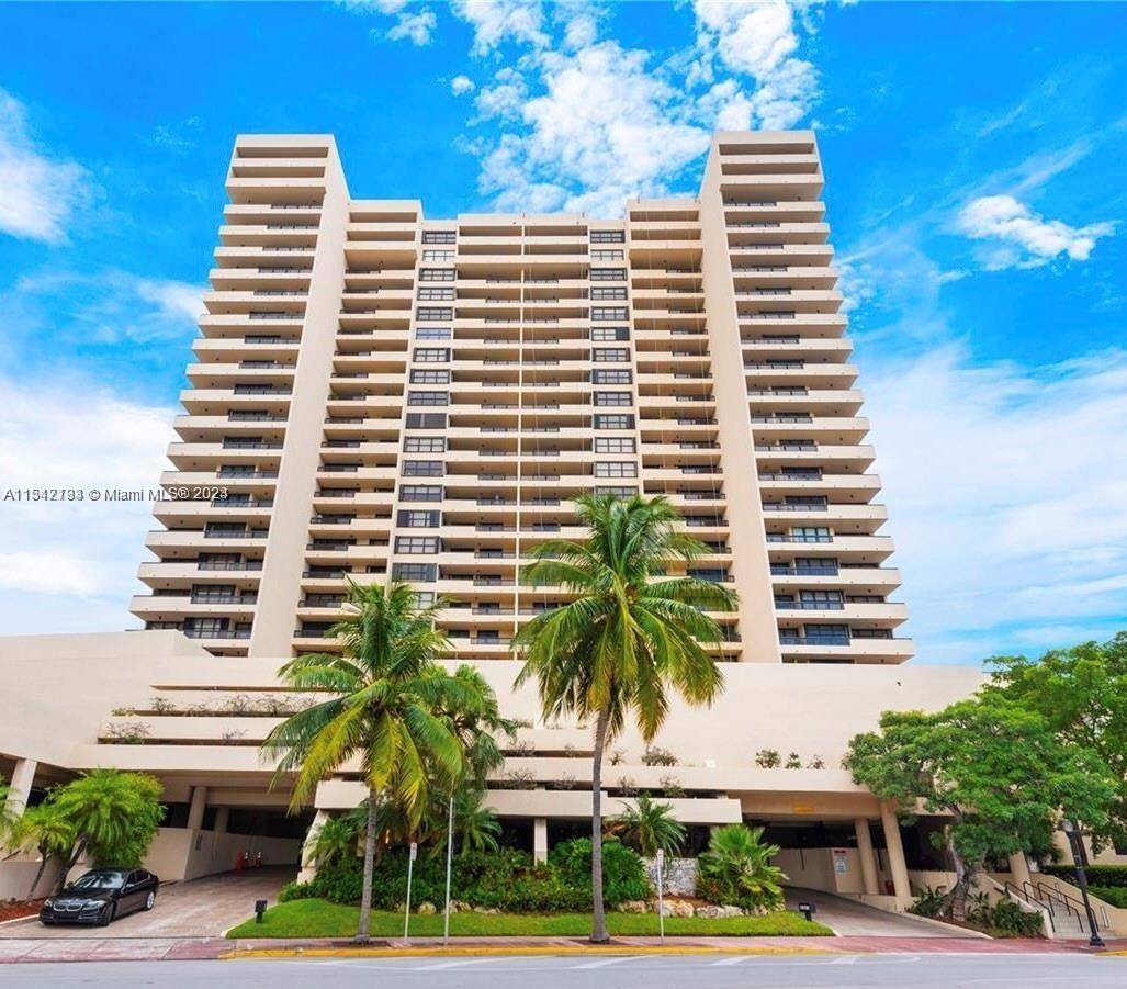 DIRECT OCEAN FRONT 2 2 UNIT WITH 2 SPACIOUS BALCONIES, AMAZING VIEWS, IDEAL LOCATION WITH BEACH AS YOUR BACKYARD AND EASY ACCESS TO ALL MIAMI BEACH HAS TO OFFER, BUILDING ...