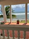 Balcón con vista al mar / Balcony with ocean view