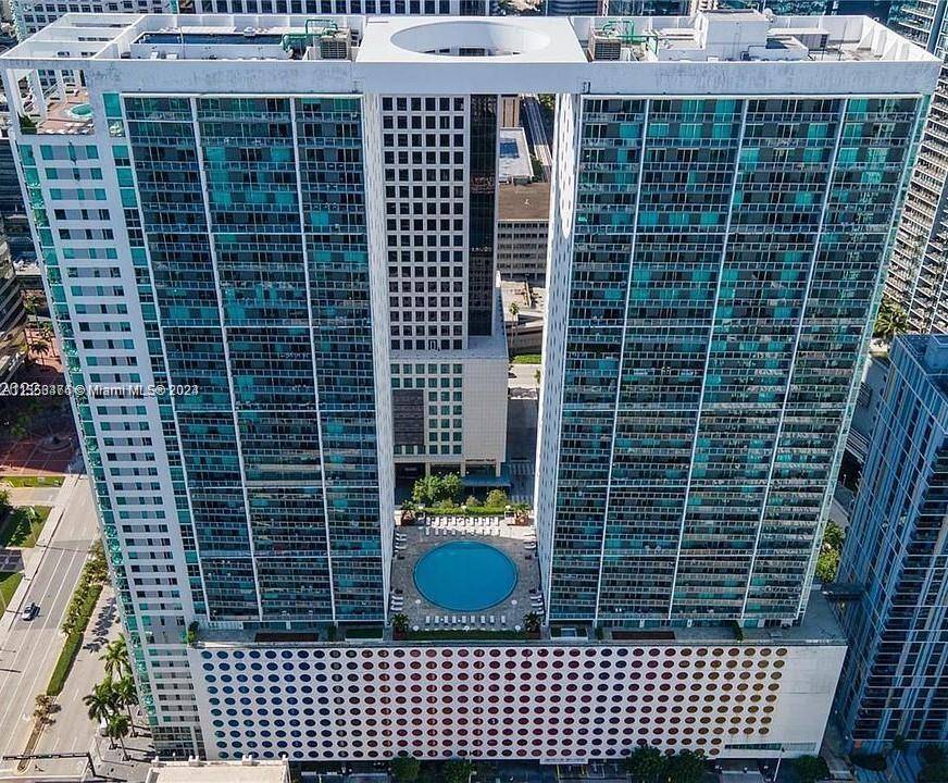 Bright updated 2 2 CORNER unit with water city views at 500 Brickell !