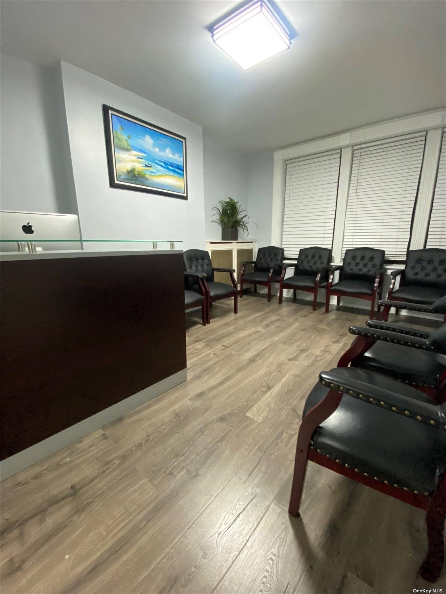 Excellent opportunity for Doctor to rent newly renovated office in top Queens neighborhood.