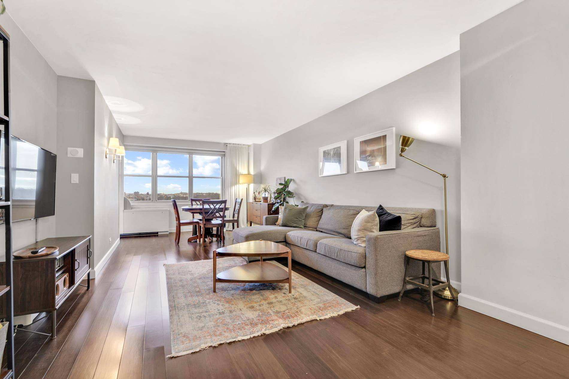 PENTHOUSE LEVEL, FULL SERVICE AND EXPANSIVE VIEWSWelcome to apartment 17L, a luxuriously appointed top floor two bedroom apartment with sweeping views at Caton Towers, a leading Brooklyn coop building with ...