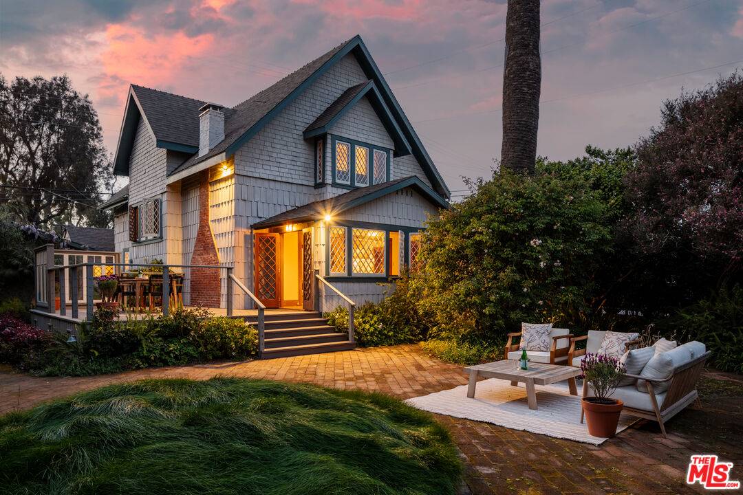 587 Grand Blvd 4BR Marina Del Rey La