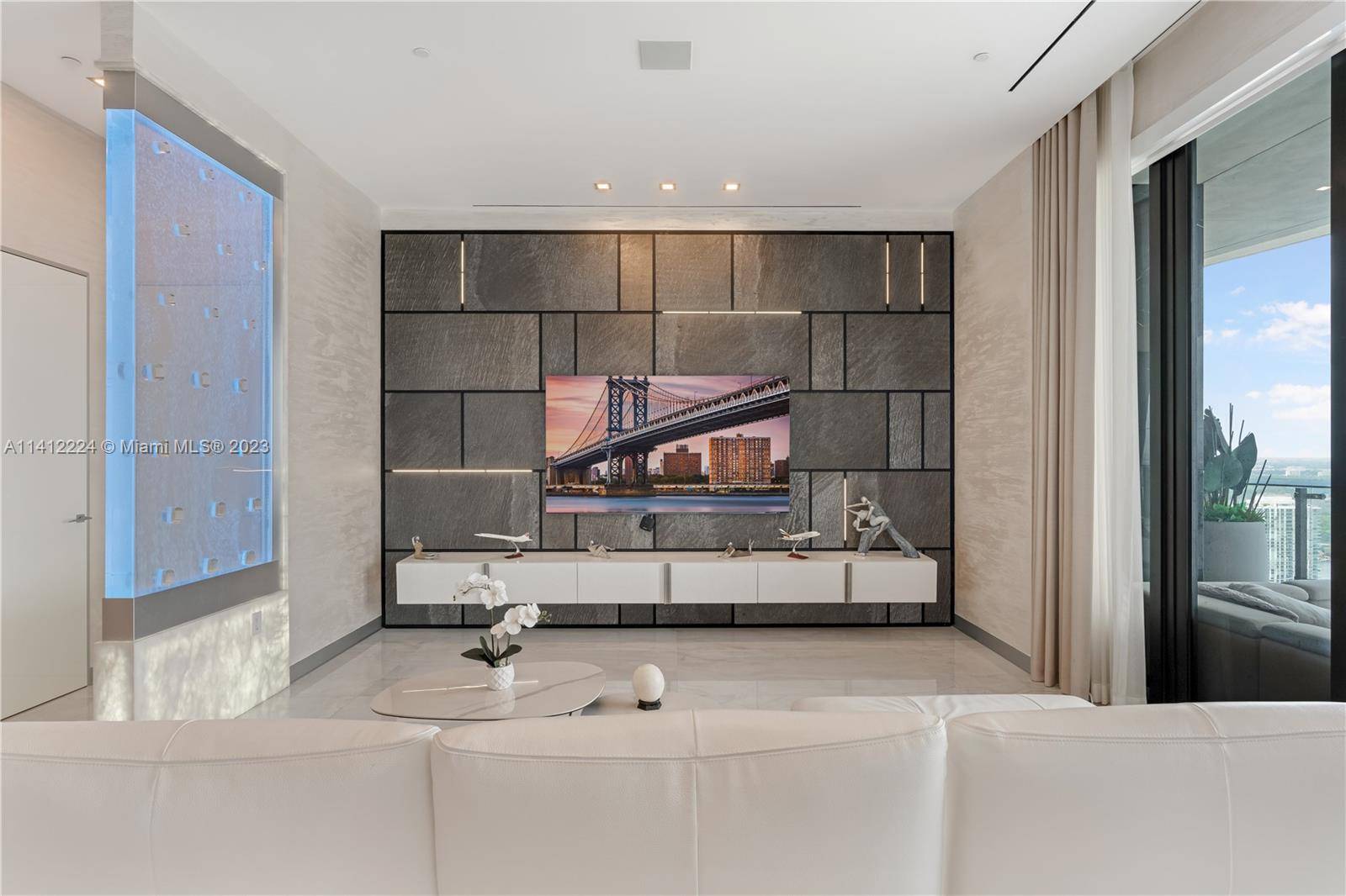 LIVE IN ABSOLUTE LUXURY IN THIS GORGEOUS SMART HOME WITH DESIGNER FINISHES ON THE 36TH FLOOR !