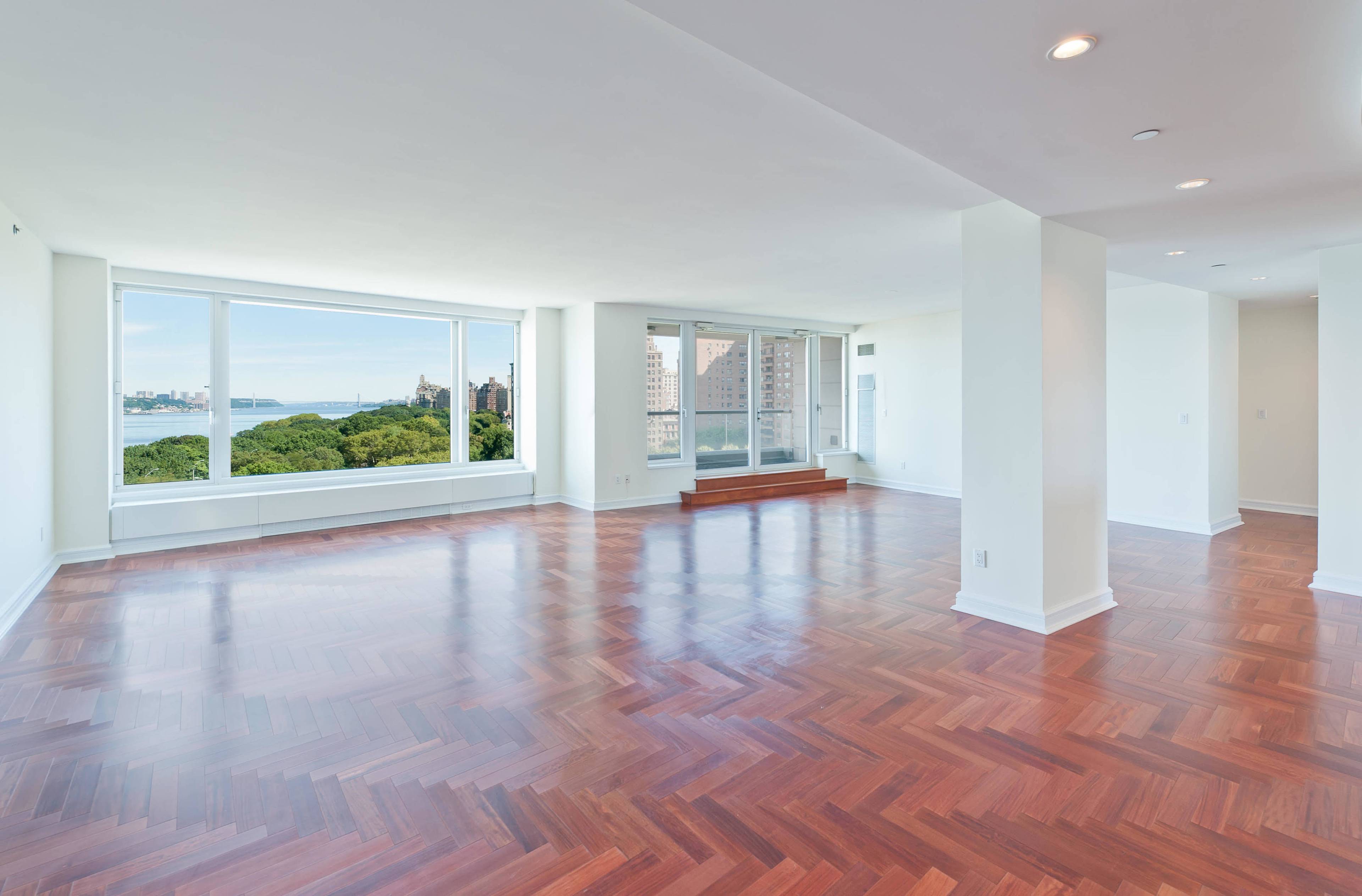 The premier A Line residence in the building comes with breathtaking, forever unobstructed views of the Hudson River, Riverside Park, George Washington Bridge, and many beautiful landmarked buildings along Riverside ...