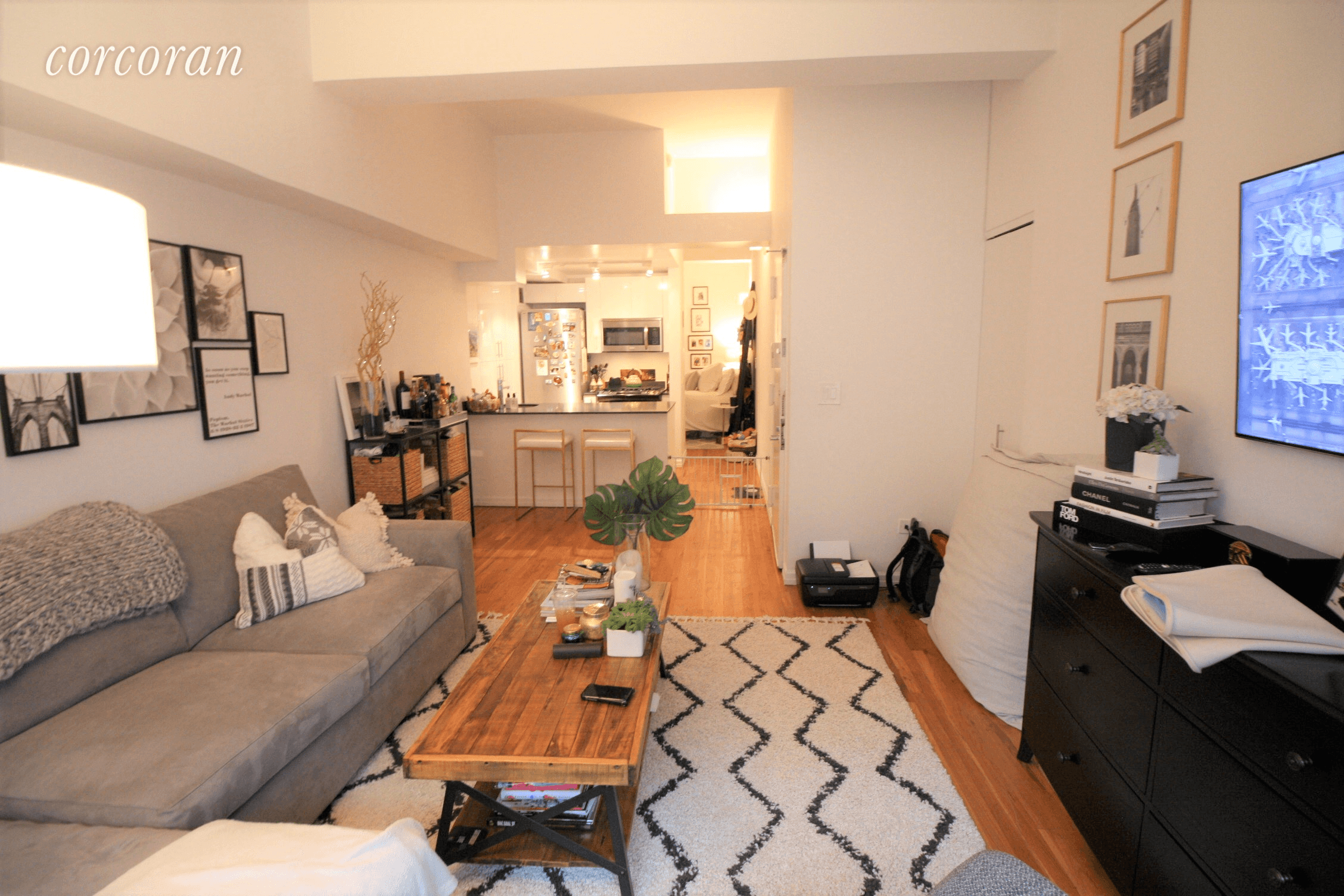 Next door to the Whitney Museum and southern entrance to the famous Highline sits your east facing 1 bedroom loft like newly renovated luxury apartment.