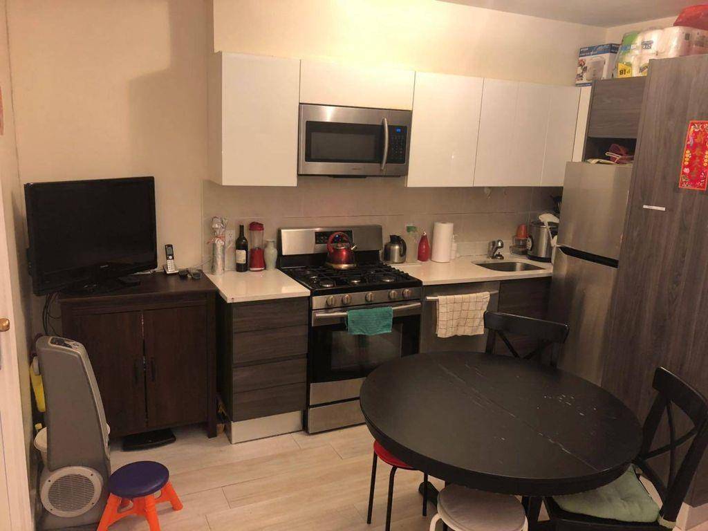 Prime Sheepshead Bay, this 1 bedroom 1 bath condo located at the top floor of the building flooded with sunlight, currently used as 3 bedrooms, master bedroom has access to ...