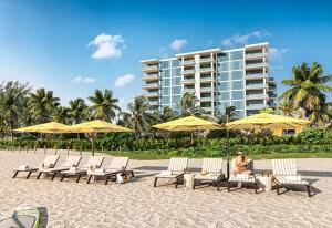 Experience unparalleled luxury living at Salato Residences in Pompano Beach.