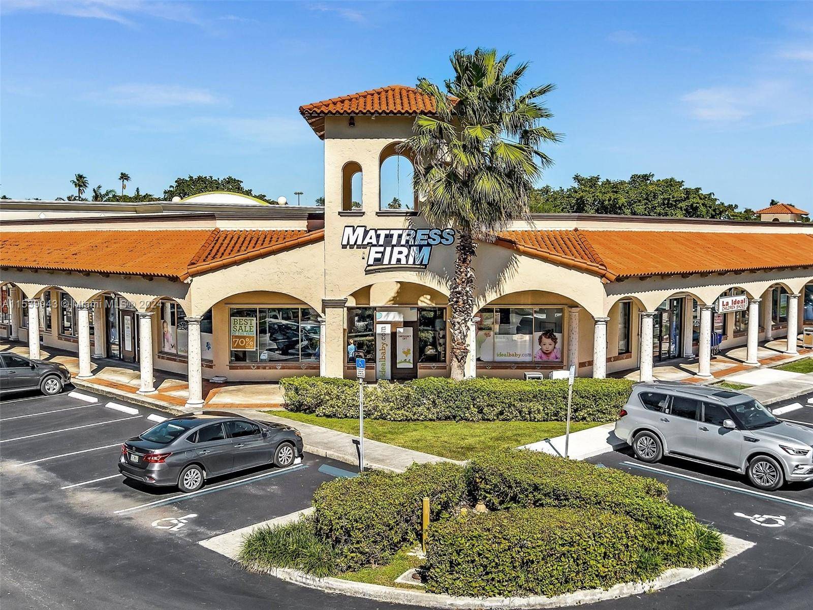 This 8, 800 SF retail space has excellent visibility to NW 107th Ave 12th Street in Doral's shopping center corridor.