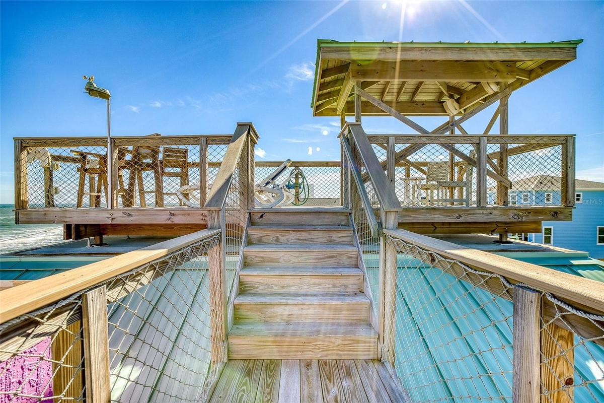 Sunrises and sunsets from your private rooftop deck